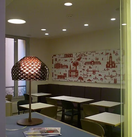 Hotel De France 2*