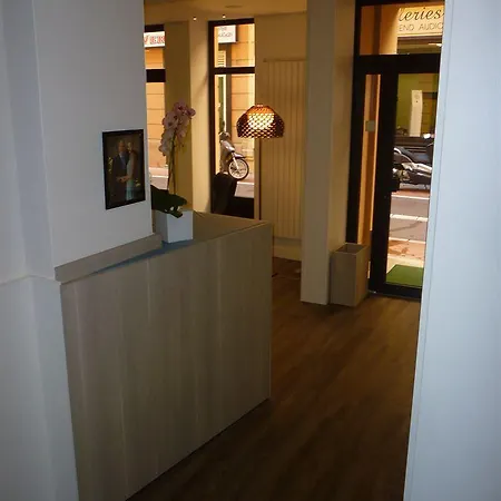 De France Hotel 2*