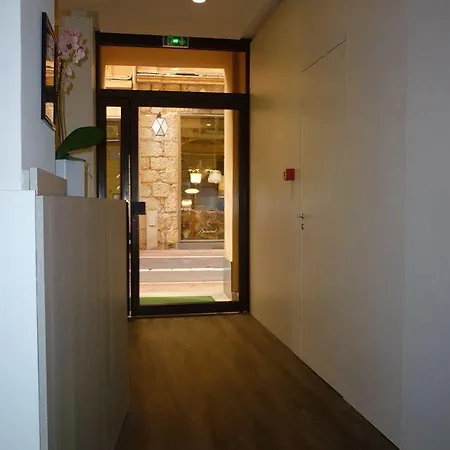 Hotel De France 2*